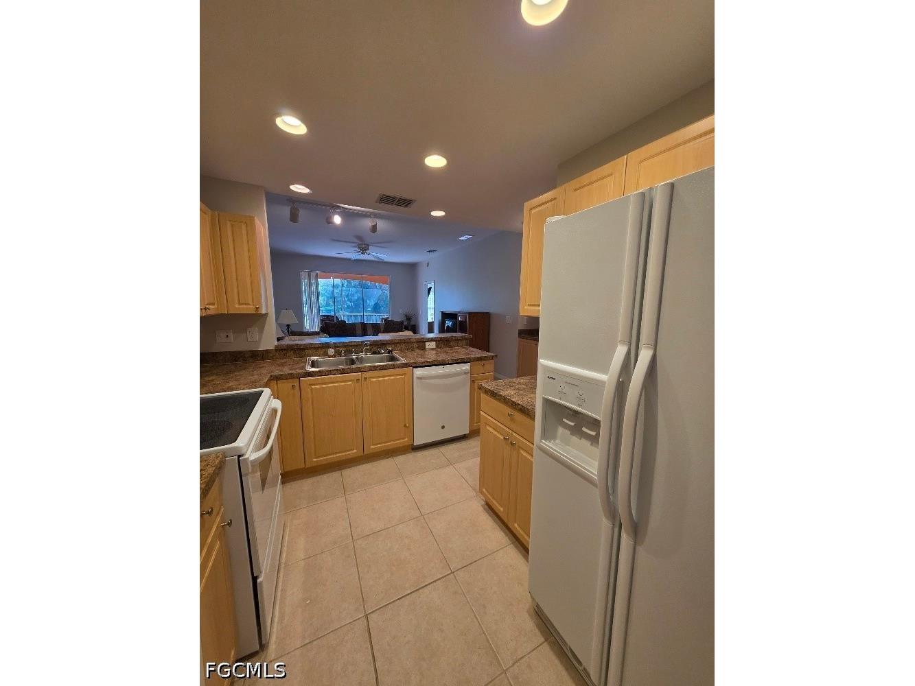 15999 Mandolin Bay Drive #202 Fort Myers FL 33908 2026017485 image8