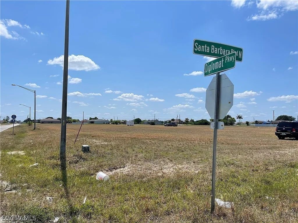 16 Diplomat Parkway E Cape Coral FL 33909 2026011563 image2