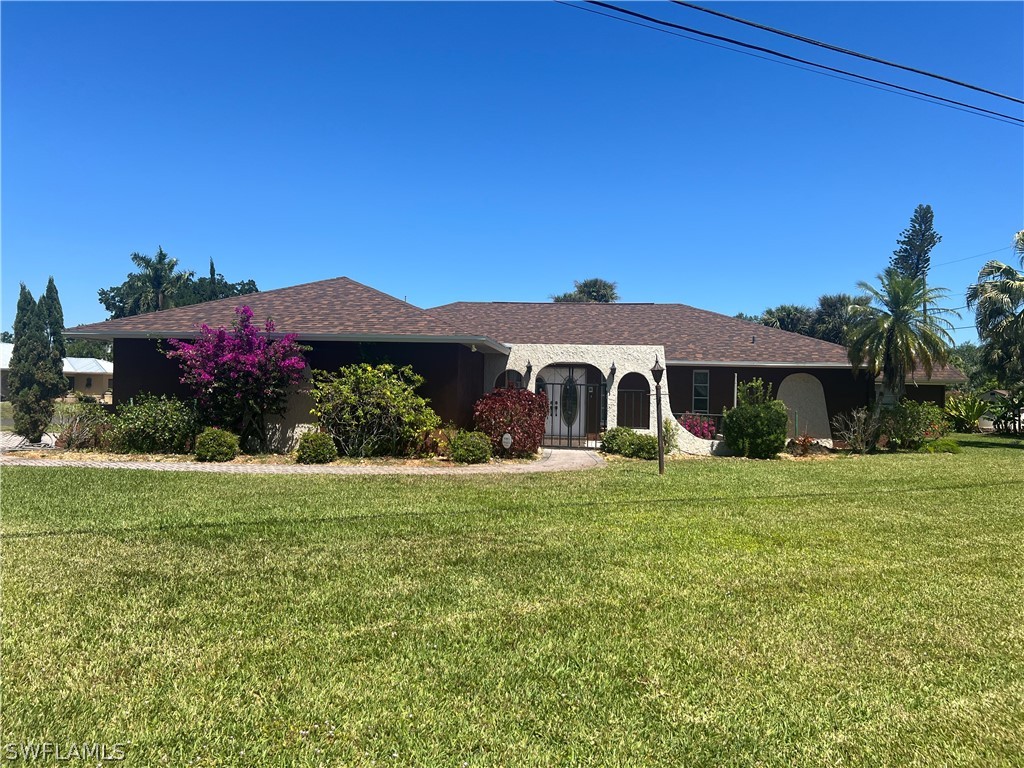 16 Hampton Avenue Lehigh Acres FL 33936 224032400 image1