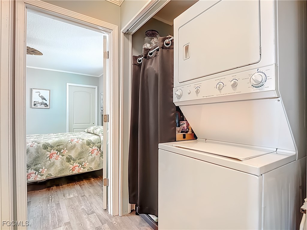 16 Helen Lane Fort Myers Beach FL 33931 2025020660 image18