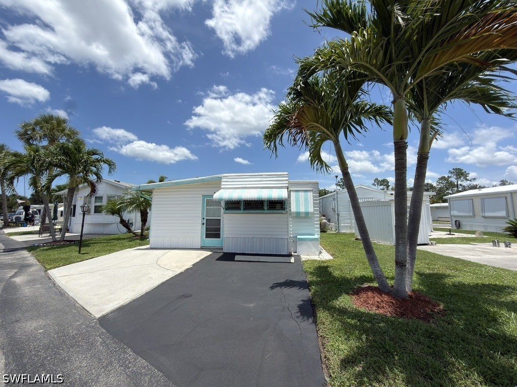 16 Jade Drive Naples FL 34114 226024552 image1