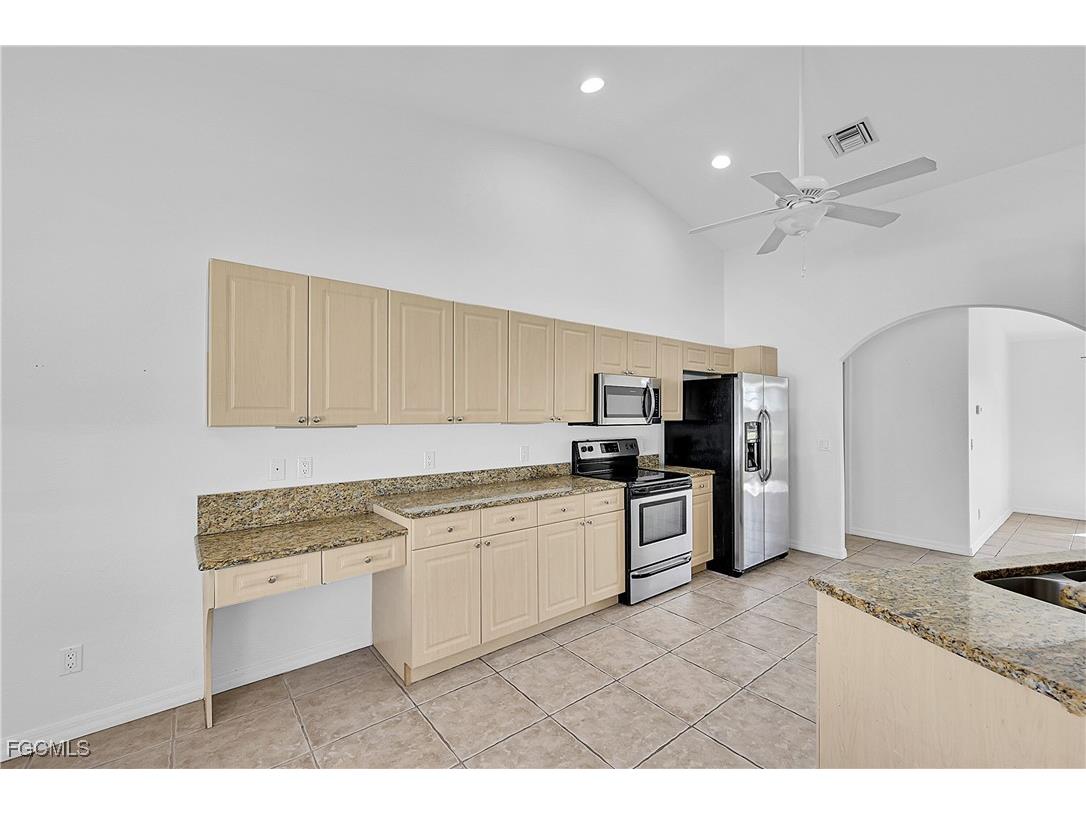 16 NW 12th Place Cape Coral FL 33993 2025011589 image12