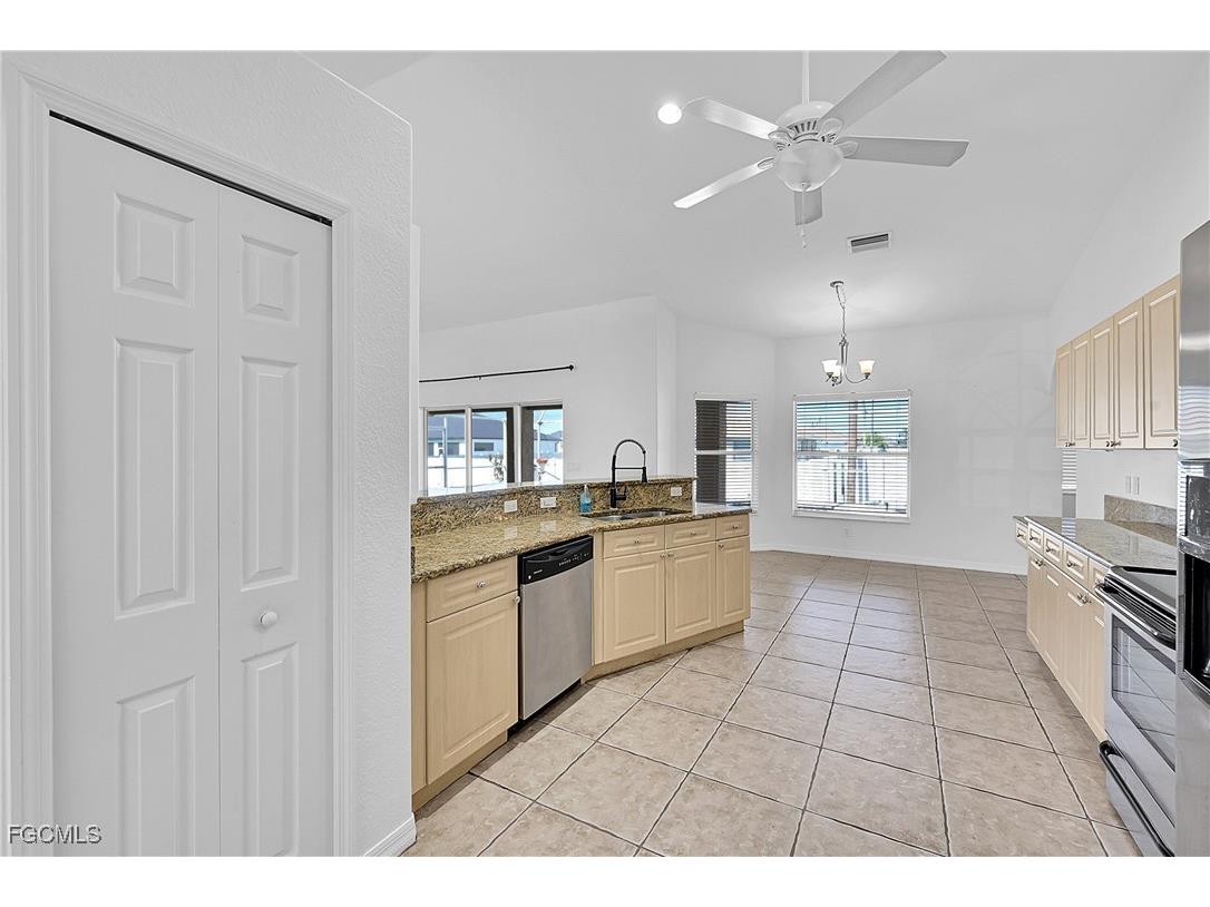 16 NW 12th Place Cape Coral FL 33993 2025011589 image13