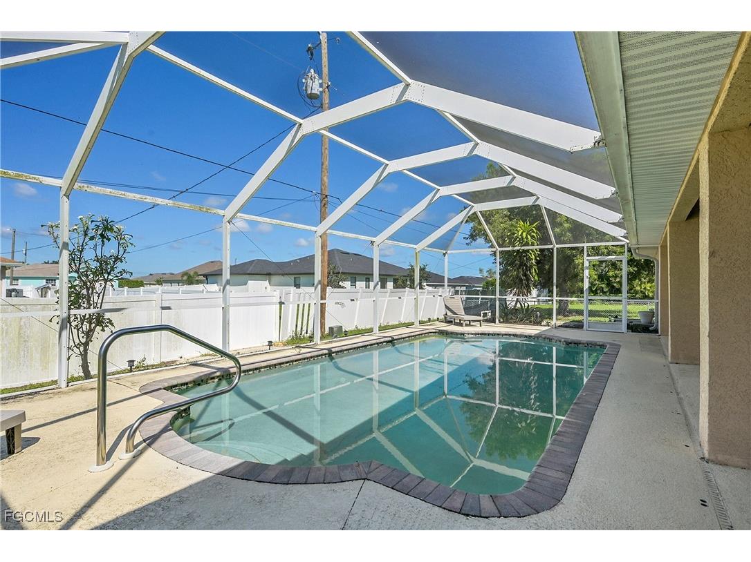 16 NW 12th Place Cape Coral FL 33993 2025011624 image34