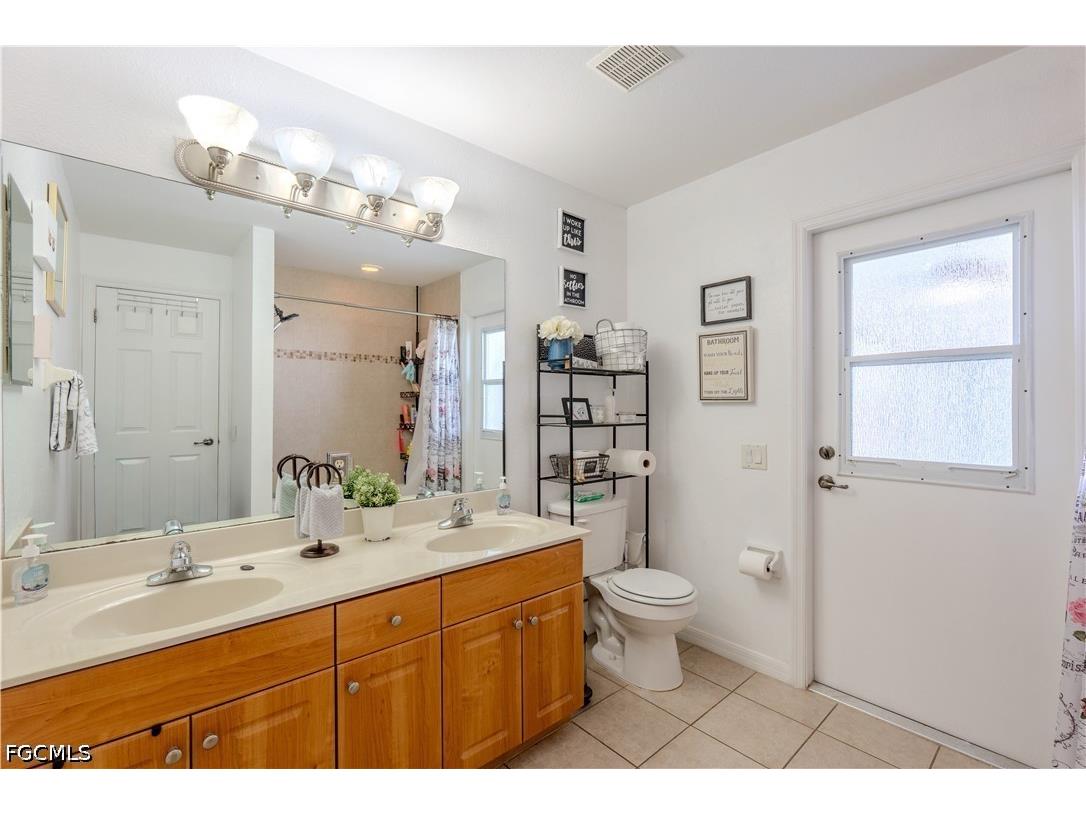 16 NW 18th Avenue Cape Coral FL 33993 2026020059 image41