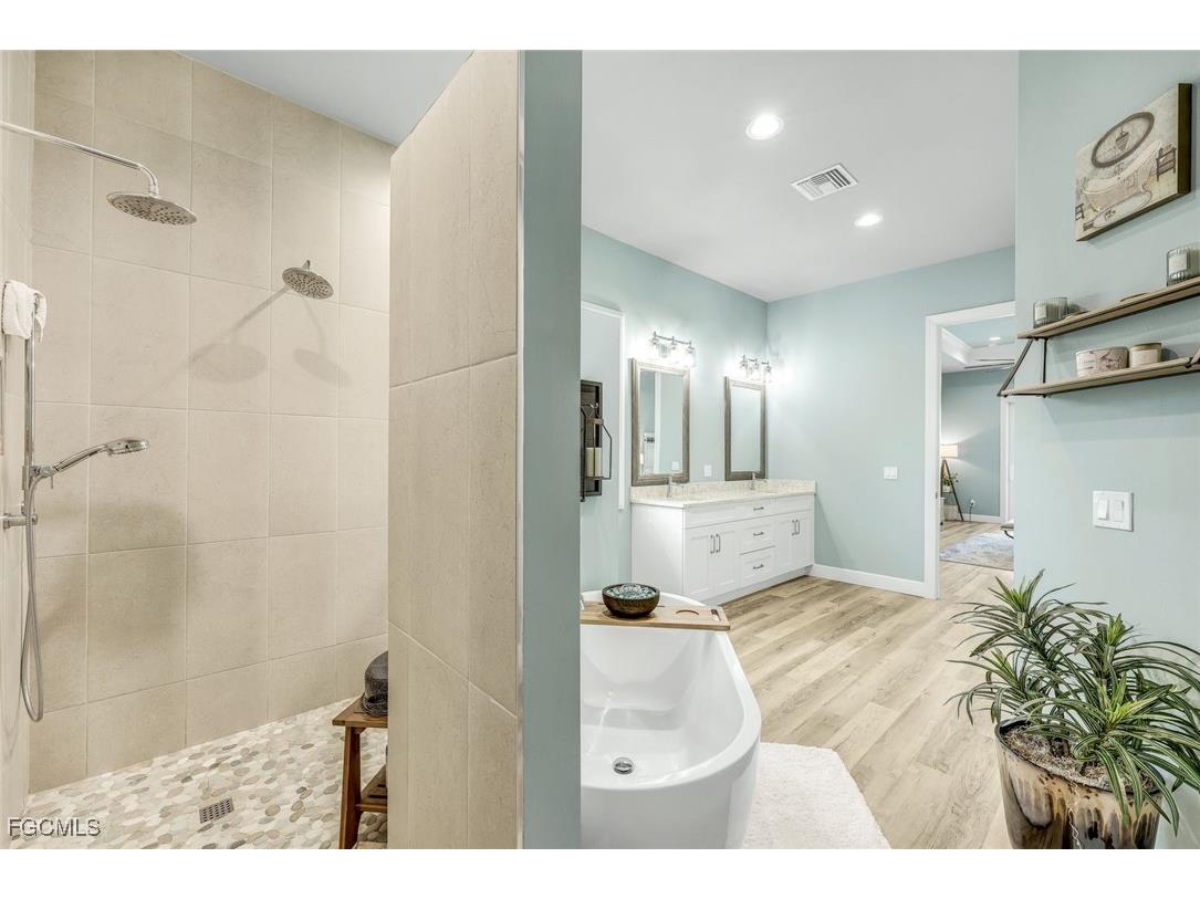 16 NW 38th Place Cape Coral FL 33993 2025011838 image22