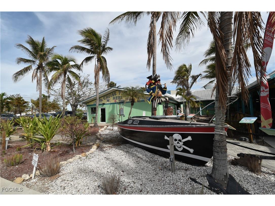 16 Nancy Lane Fort Myers Beach FL 33931 2025012792 image11