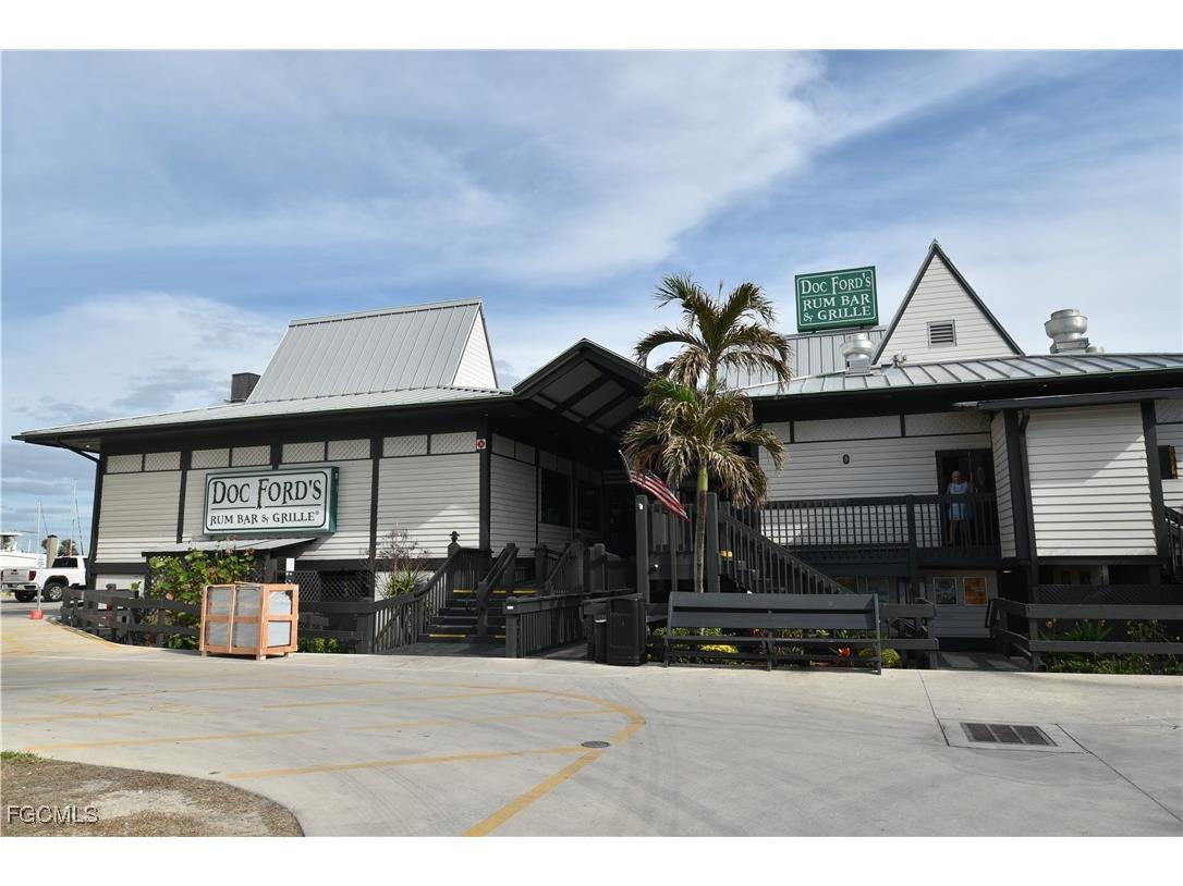 16 Nancy Lane Fort Myers Beach FL 33931 2025012792 image14