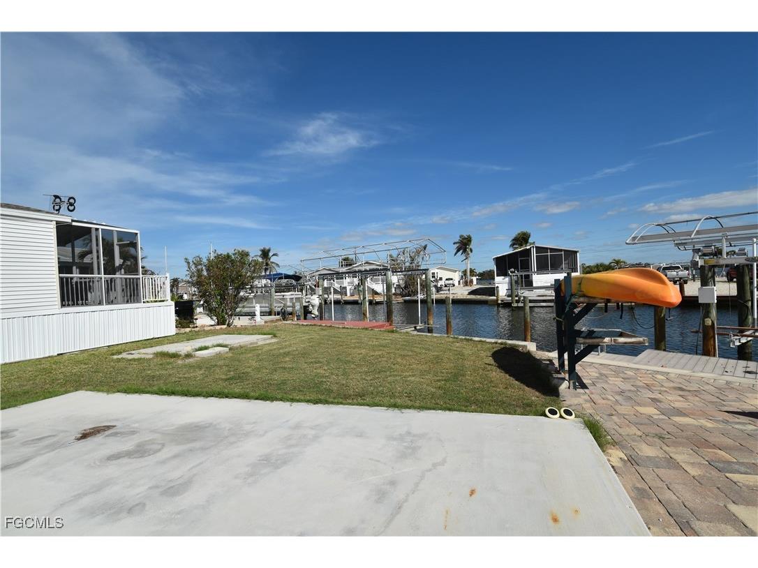 16 Nancy Lane Fort Myers Beach FL 33931 2025012792 image2