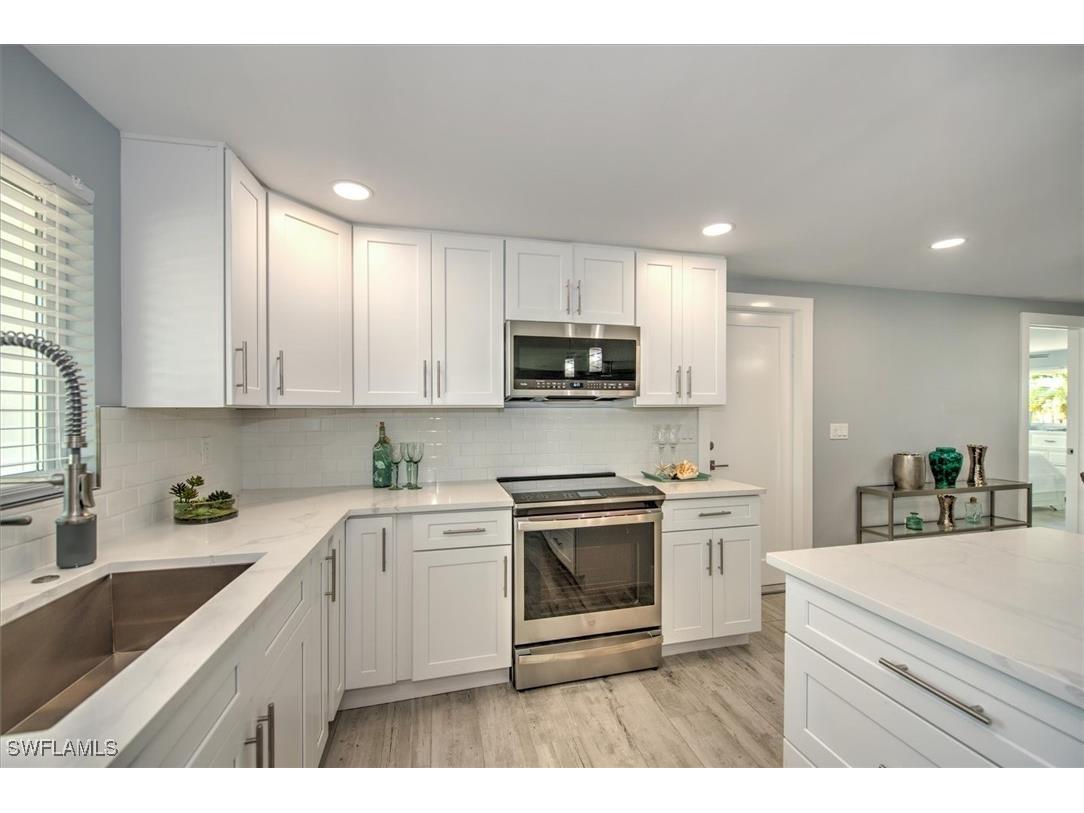 16 Palmview Boulevard Fort Myers Beach FL 33931 225006133 image7