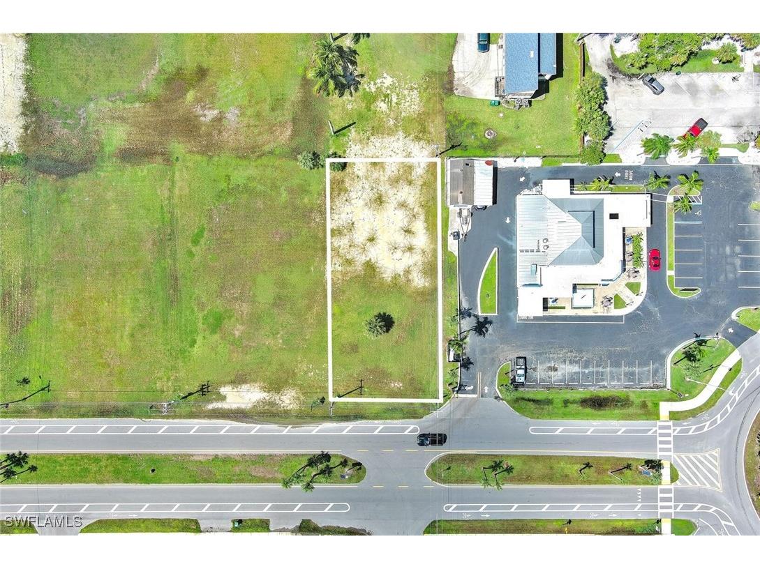 16 S. Copeland Ave Everglades City FL 34139 225074011 image2