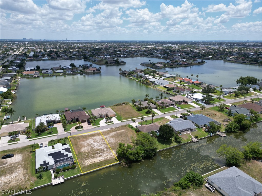 16 SE 8th Place Cape Coral FL 33990 224039945 image1