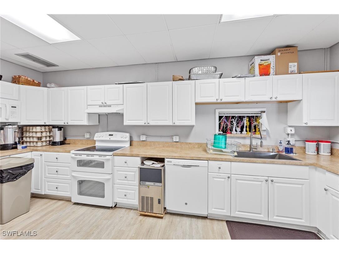 16 San Remo Circle Naples FL 34112 225070362 image30