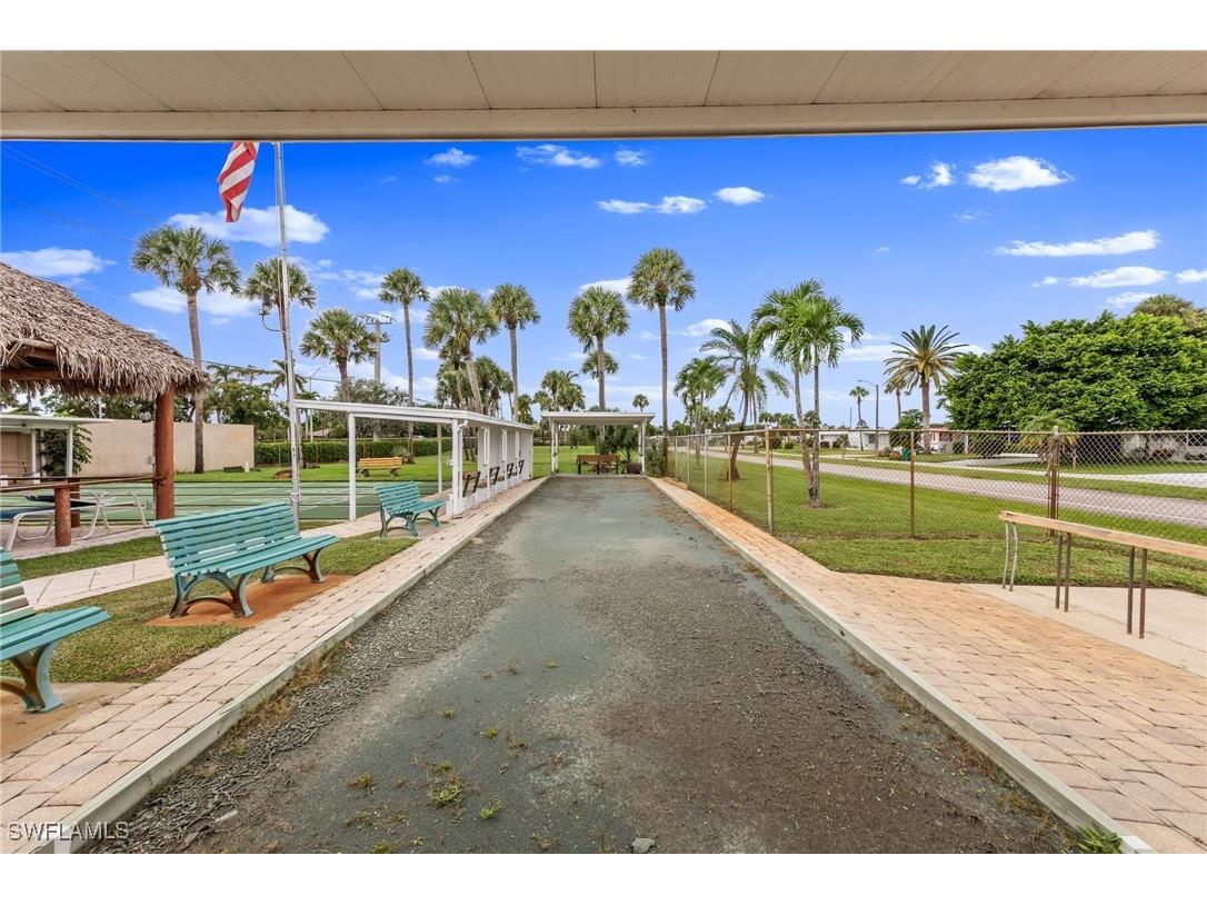 16 San Remo Circle Naples FL 34112 225070362 image40