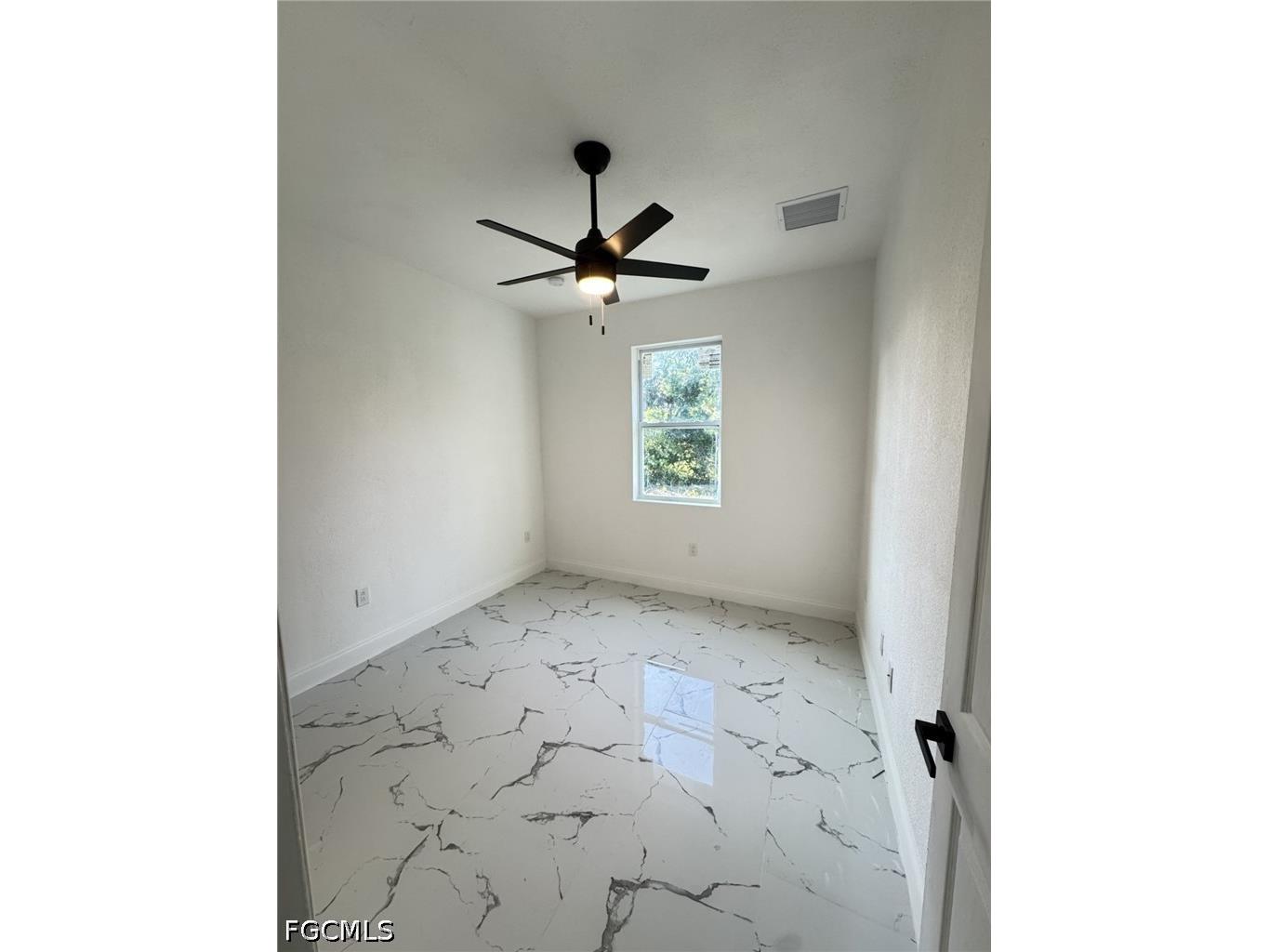 16 W 7th Street Lehigh Acres FL 33972 2026023675 image8