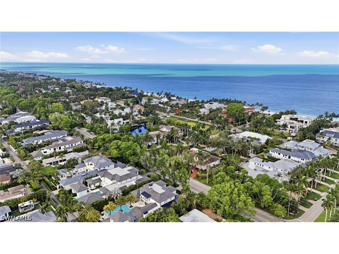 160 16th Avenue S Naples FL 34102 226011666 image2