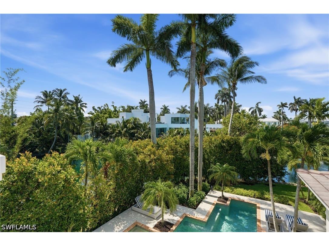 160 16th Avenue S Naples FL 34102 226011666 image28