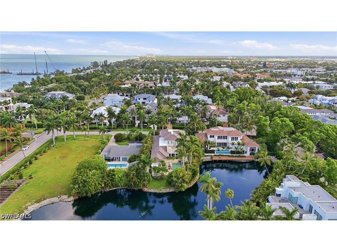 160 16th Avenue S Naples FL 34102 226011666 image37