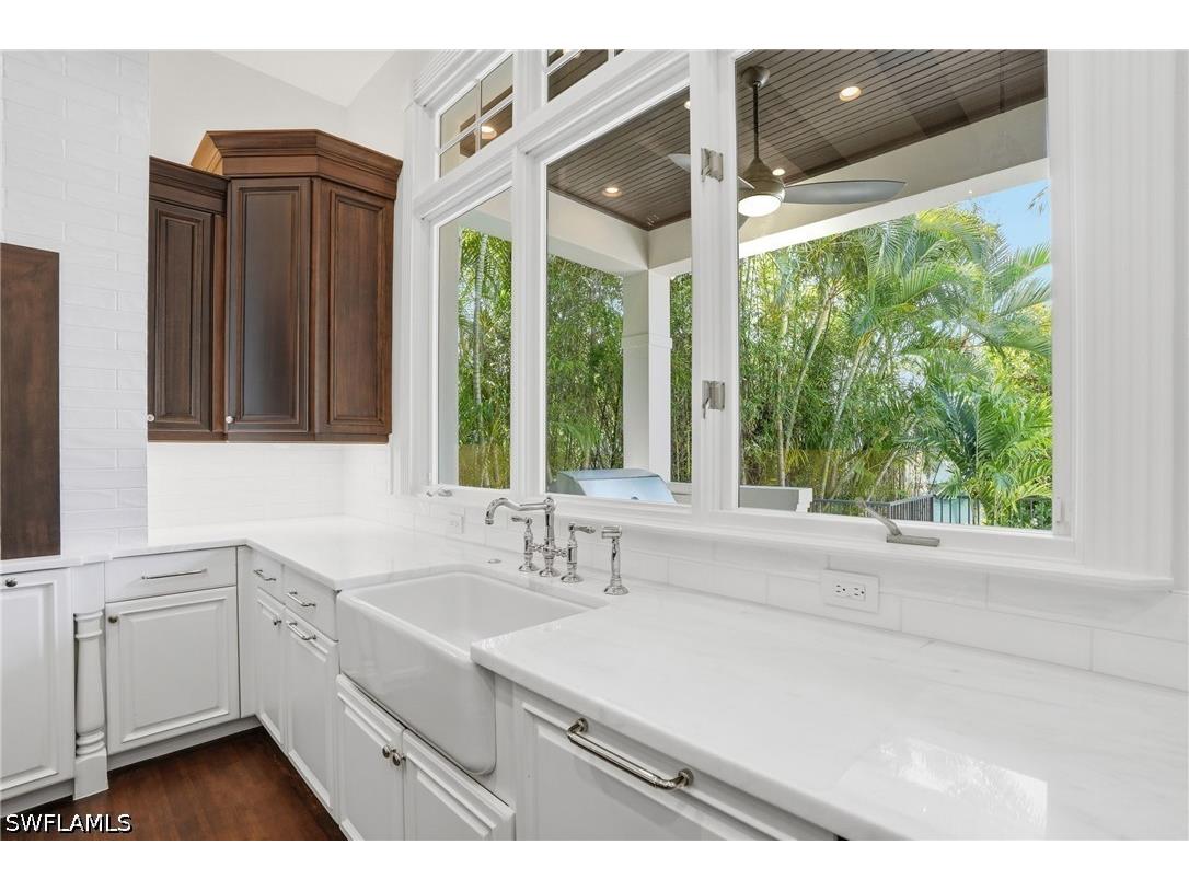 160 16th Avenue S Naples FL 34102 226011666 image5