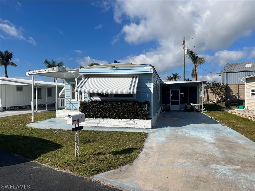 160 Adrienne Drive Fort Myers FL 33908 223015465 image1