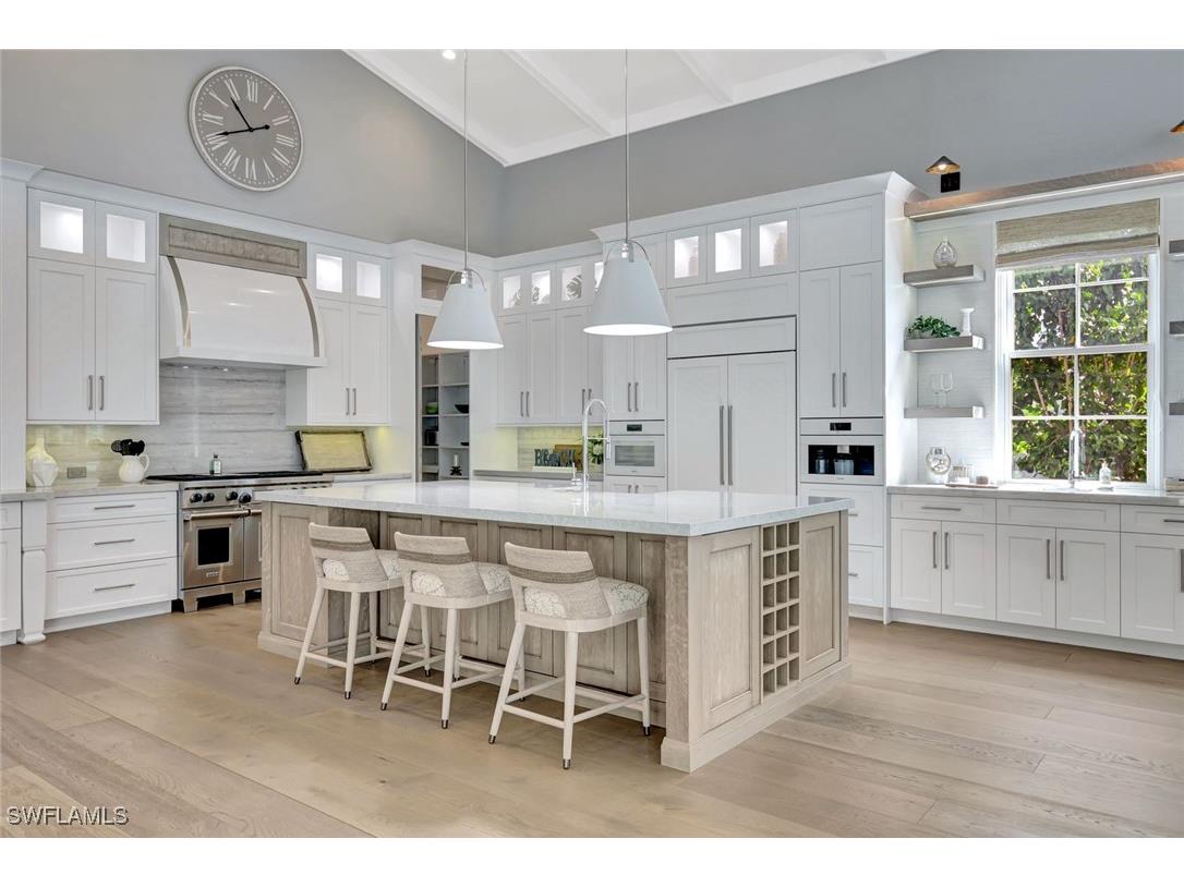 160 Broad Avenue S Naples FL 34102 225074925 image16