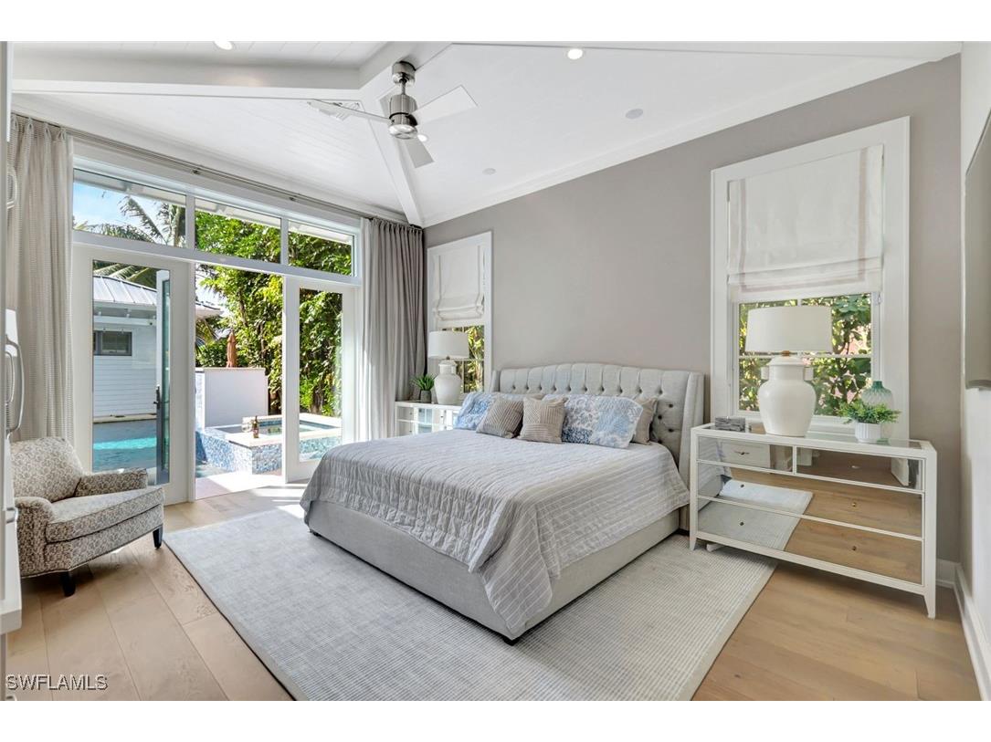 160 Broad Avenue S Naples FL 34102 225074925 image26