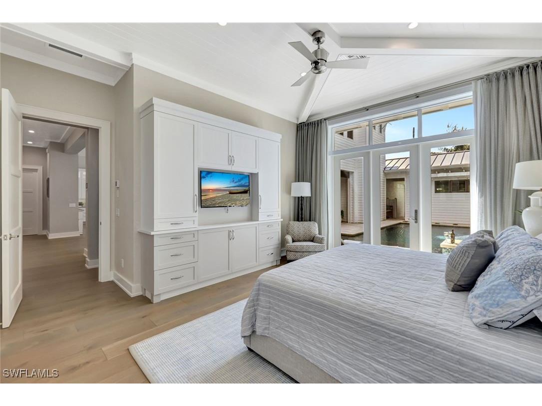 160 Broad Avenue S Naples FL 34102 225074925 image27