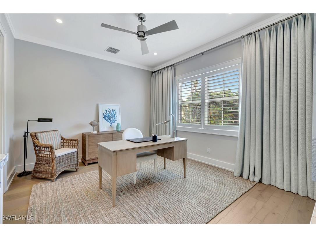 160 Broad Avenue S Naples FL 34102 225074925 image35