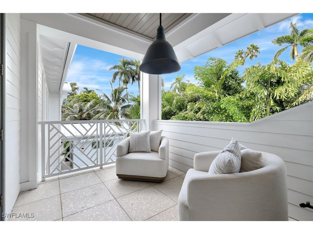 160 Broad Avenue S Naples FL 34102 225074925 image38