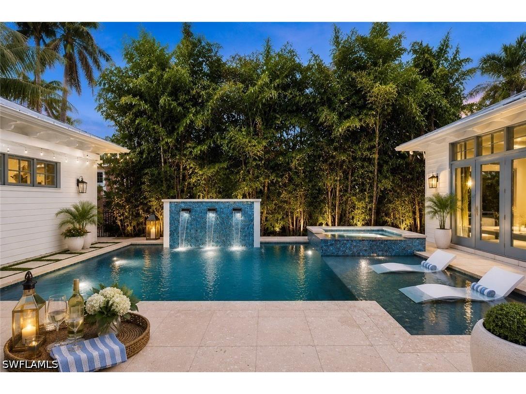 160 Broad Avenue S Naples FL 34102 226019430 image7