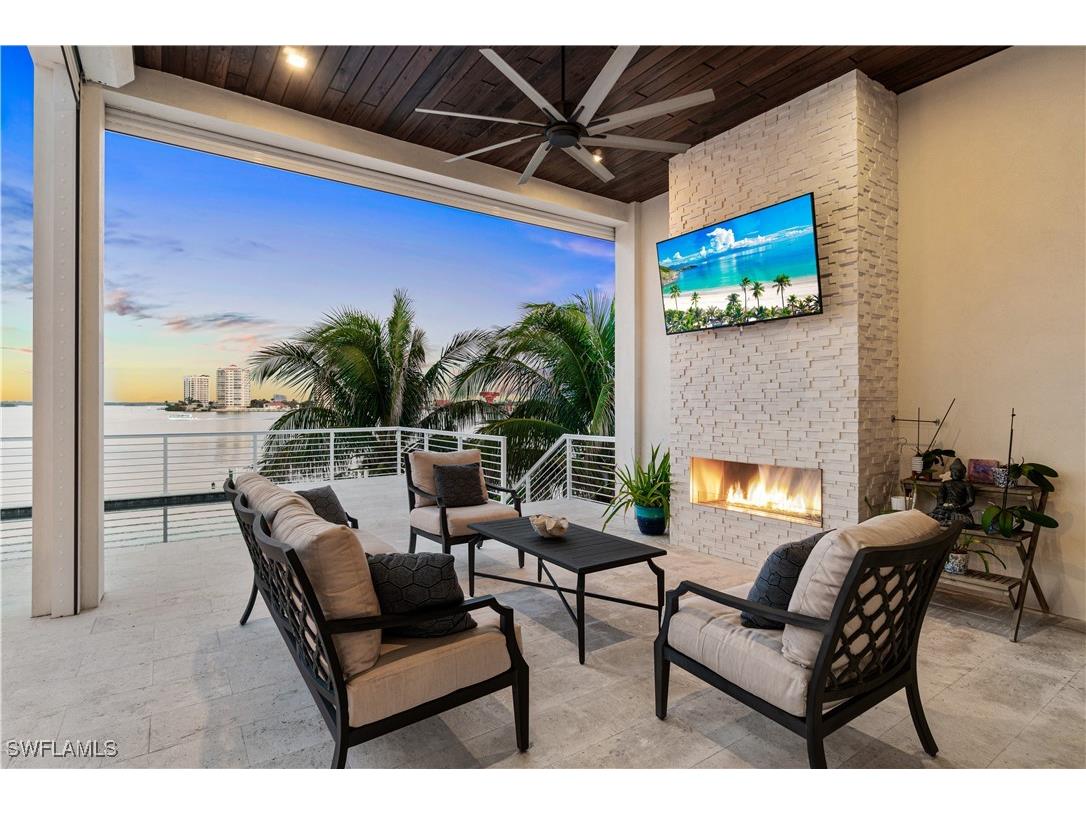 160 Little Carlos Lane Fort Myers Beach FL 33931 225071721 image3