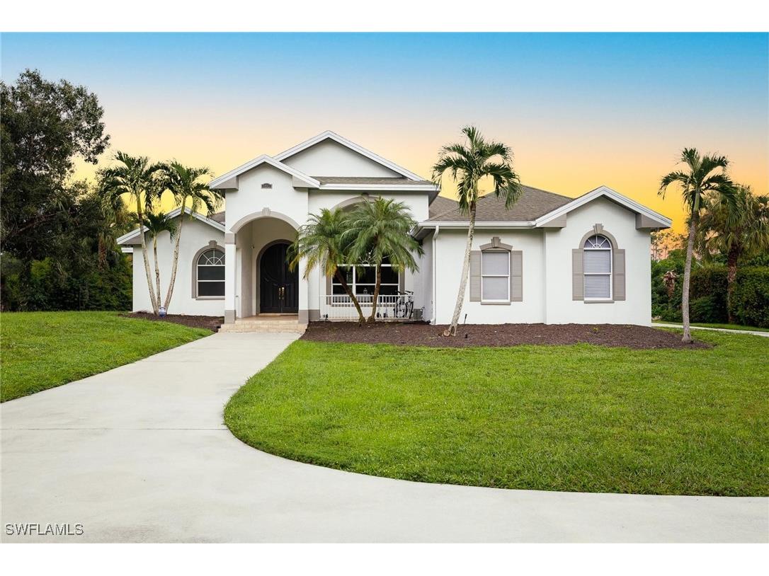 160 Logan Boulevard S Naples FL 34119 225083099 image1