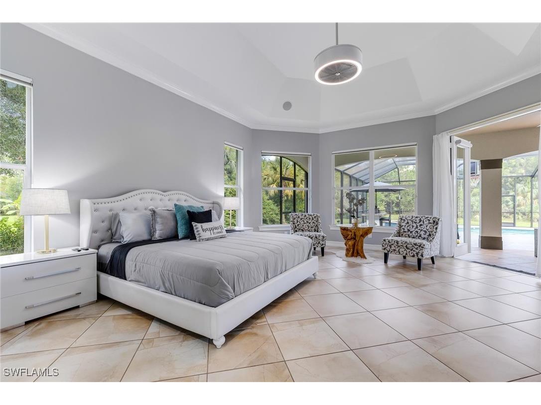 160 Logan Boulevard S Naples FL 34119 225083099 image12