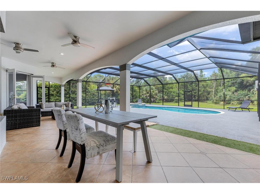 160 Logan Boulevard S Naples FL 34119 225083099 image24