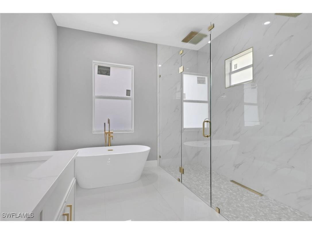 160 Logan Boulevard S Naples FL 34119 225083099 image40