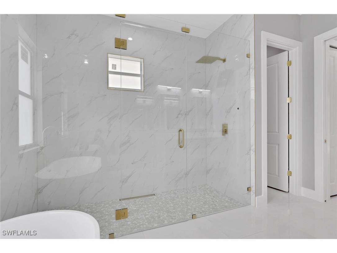 160 Logan Boulevard S Naples FL 34119 225083099 image41