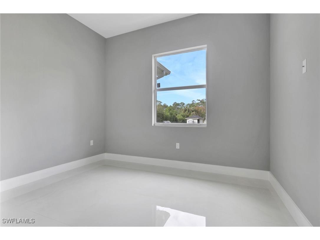 160 Logan Boulevard S Naples FL 34119 225083099 image42