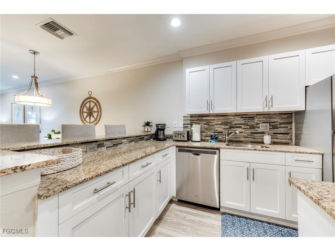 160 Palm Street #210 Marco Island FL 34145 2025006694 image11