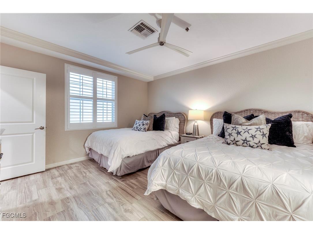 160 Palm Street #210 Marco Island FL 34145 2025006694 image18