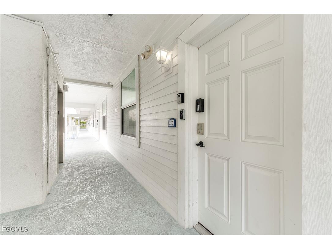 160 Palm Street #210 Marco Island FL 34145 2025006694 image2