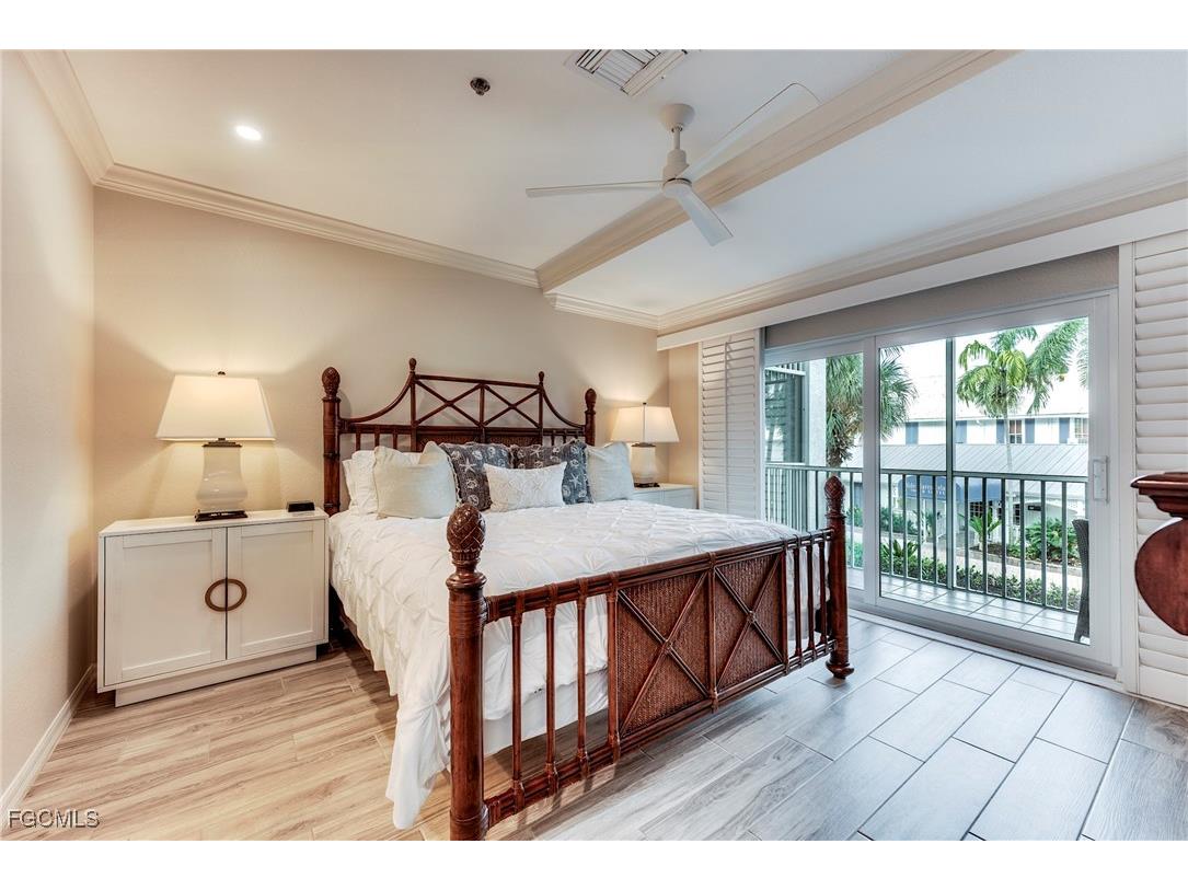 160 Palm Street #210 Marco Island FL 34145 2025006694 image22