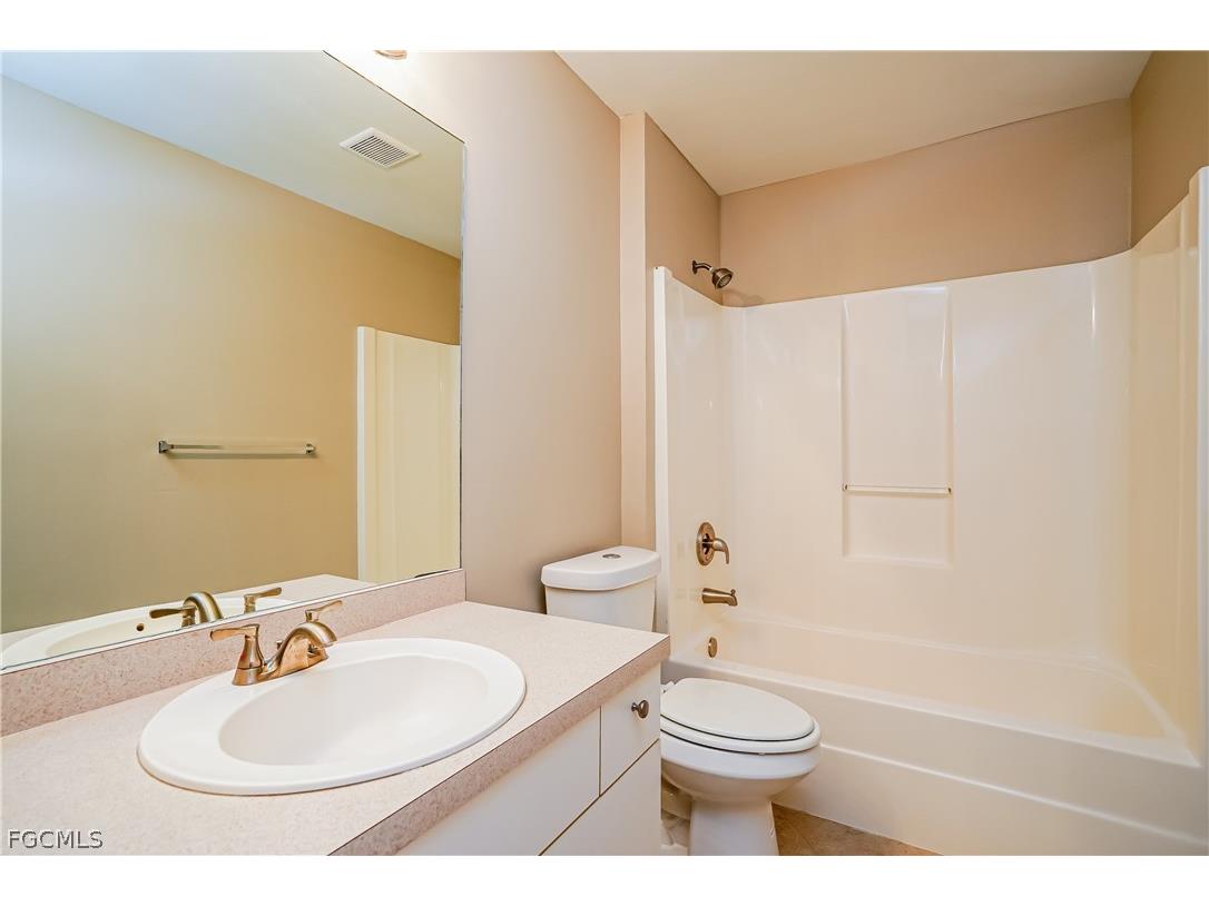 160 SE 27th Terrace Cape Coral FL 33904 2026012348 image12
