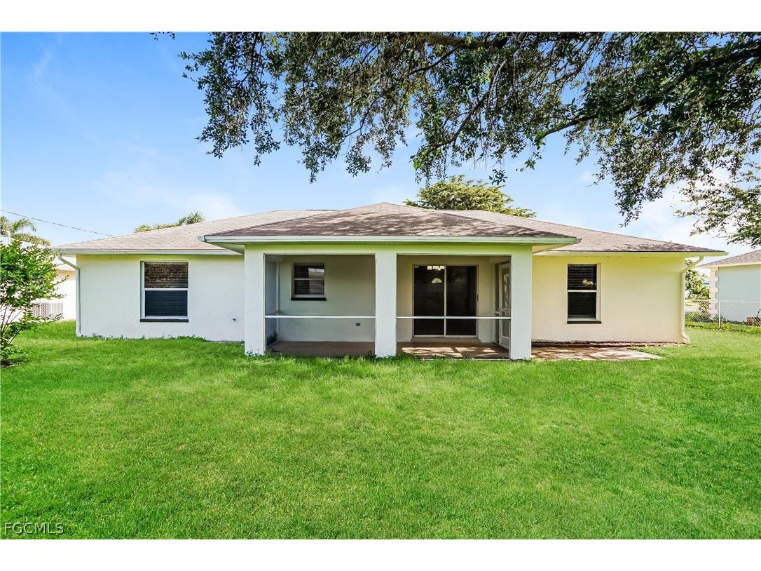 160 SE 27th Terrace Cape Coral FL 33904 2026012348 image14
