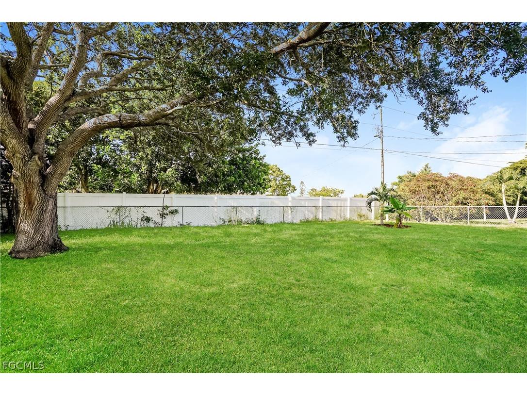 160 SE 27th Terrace Cape Coral FL 33904 2026012348 image15