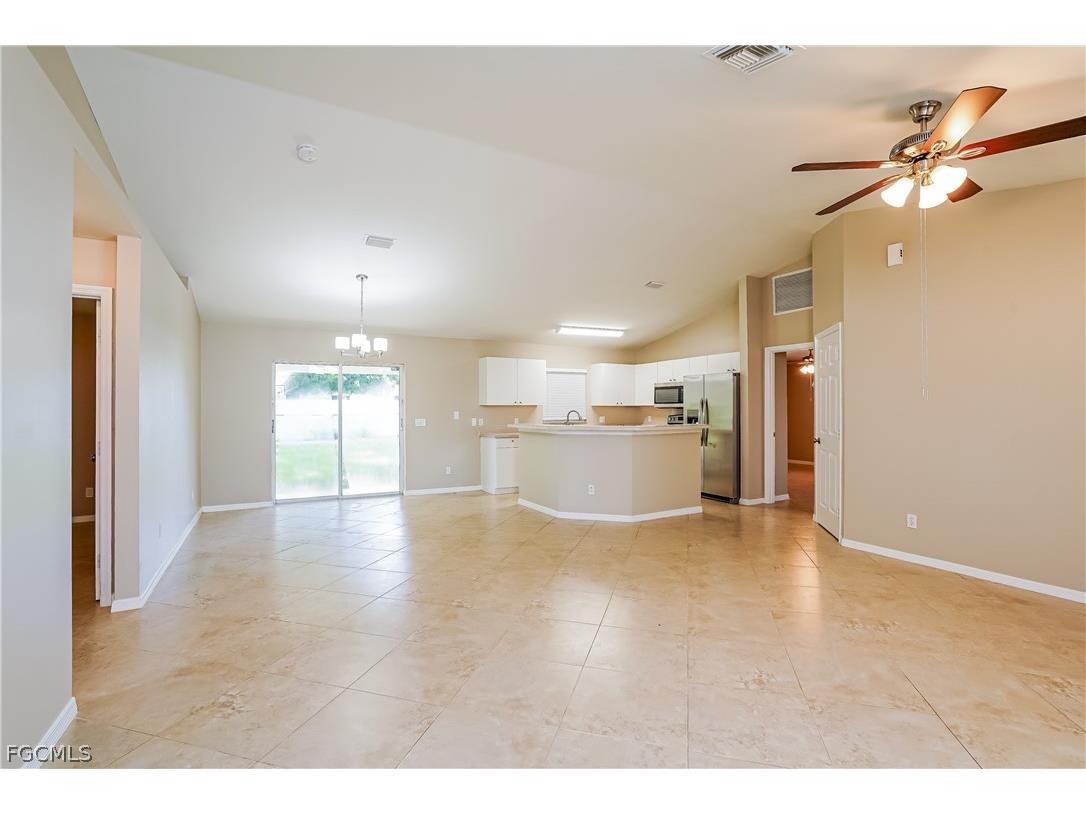 160 SE 27th Terrace Cape Coral FL 33904 2026012348 image4
