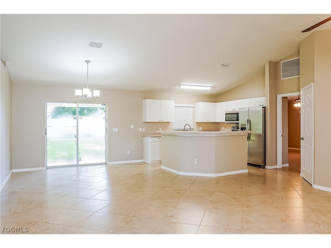 160 SE 27th Terrace Cape Coral FL 33904 2026012348 image5