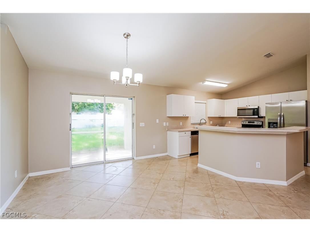 160 SE 27th Terrace Cape Coral FL 33904 2026012348 image6