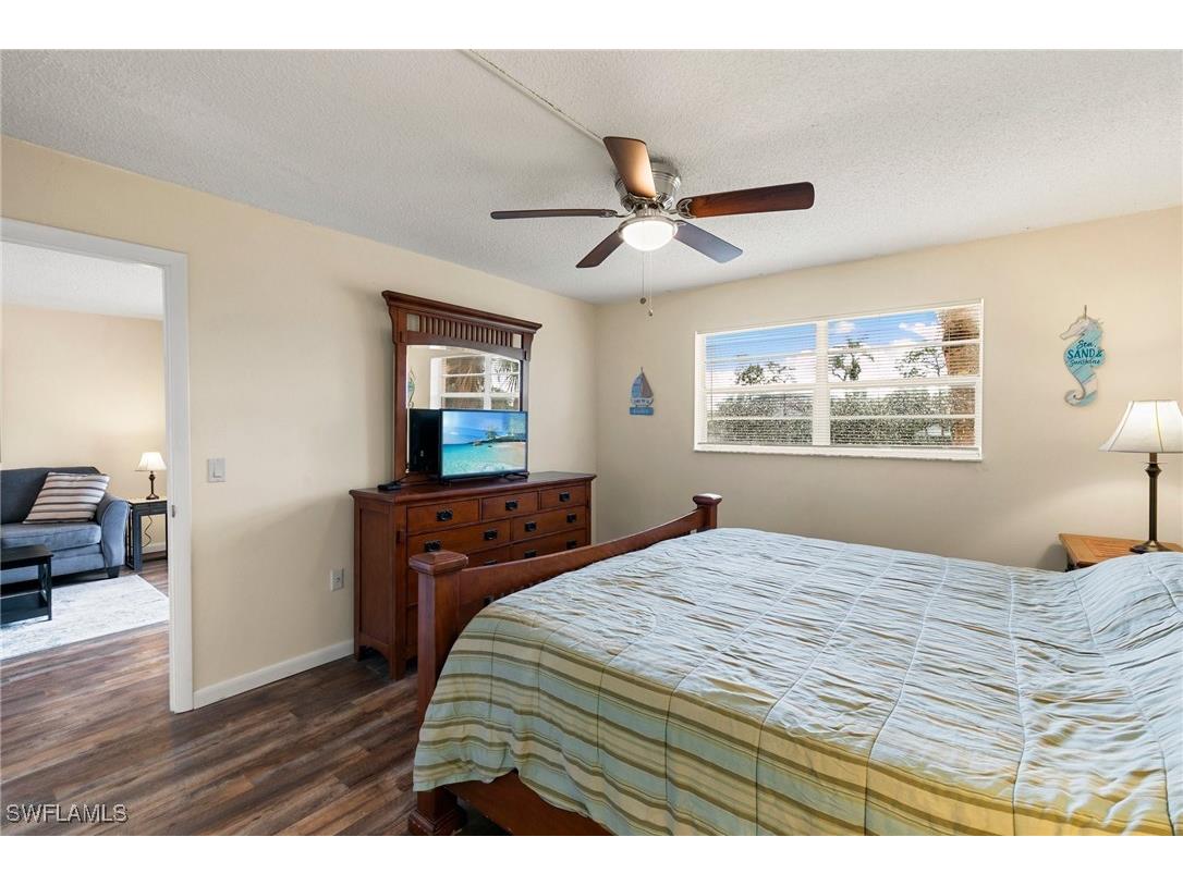 160 Turtle Lake Court #210 Naples FL 34105 225082162 image12