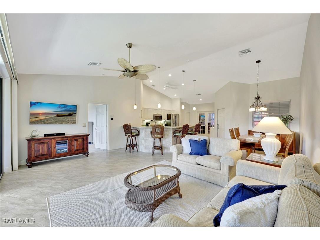 160 Waterside Circle #202 Marco Island FL 34145 225075239 image4