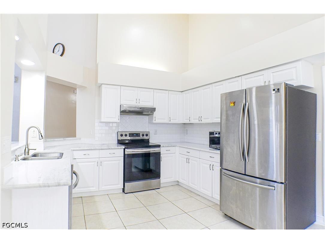 160 Lady Palm Drive Naples FL 34104 2026021224 image4